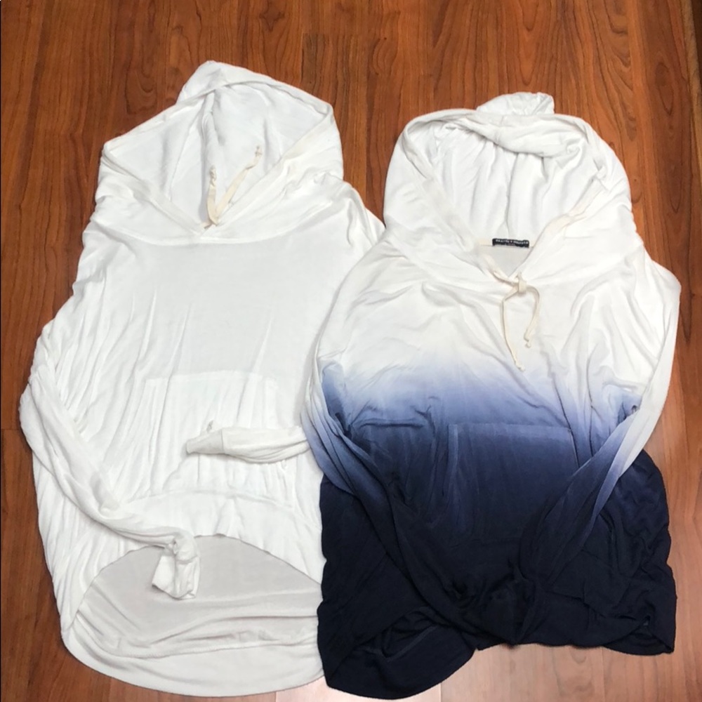 Brandy Melville hoodie combo(One Size)